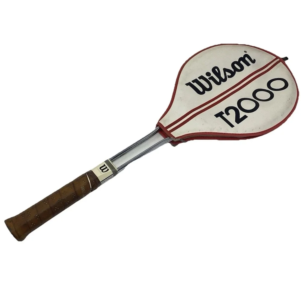 Vtg Wilson T2000 Tennis Racket with Cover 4.5